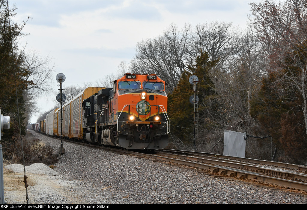 BNSF 1073